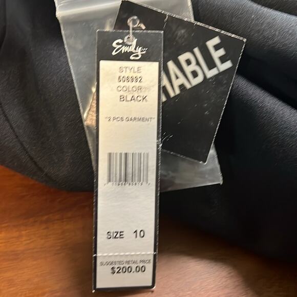 NWT Emily Women's Size 10 Blazer Jacket Black Button Up Lined Business Office :) - Picture 6 of 7